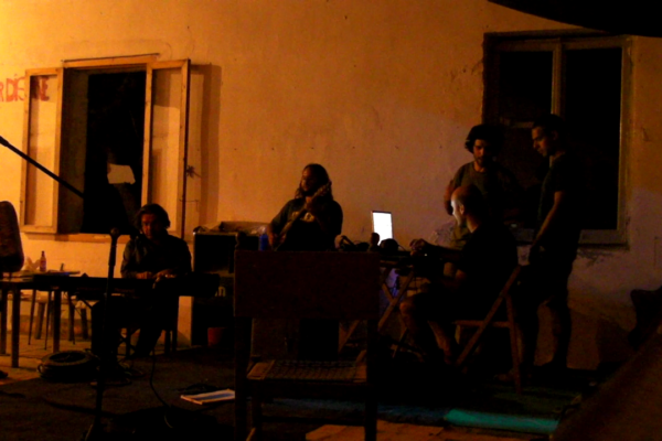 vlcsnap-2010-08-23-15h51m01s140